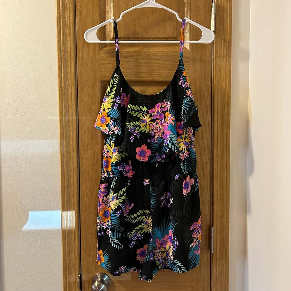 Arizona Jean Co. Floral Ruffle Romper Size Large